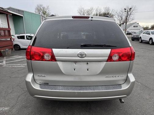2007 Toyota Sienna CE
