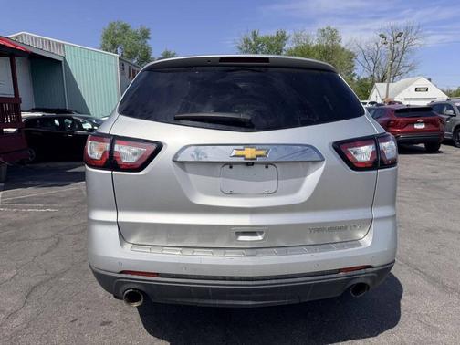 Silver Ice Metallic 2014 Chevrolet Traverse LTZ