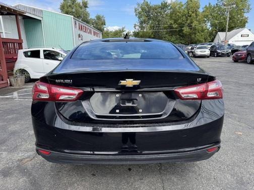 2021 Chevrolet Malibu FWD LT