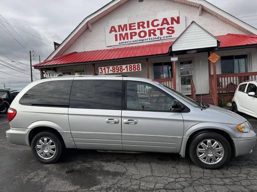 2006 Chrysler Town & Country Limited