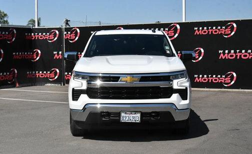 Summit White 2024 Chevrolet Silverado 1500 LT