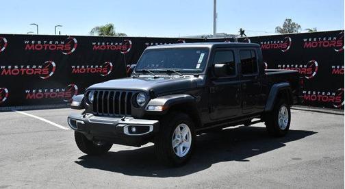 2023 Jeep Gladiator Sport