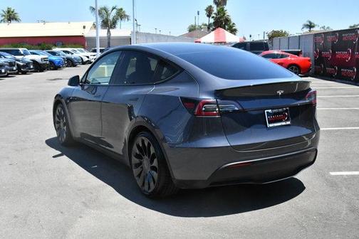 Gray 2022 Tesla Model Y Performance
