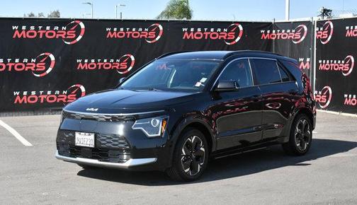 Aurora Black Pearl 2023 Kia Niro EV Wind