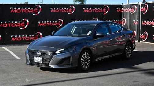 2023 Nissan Altima 2.5 SV