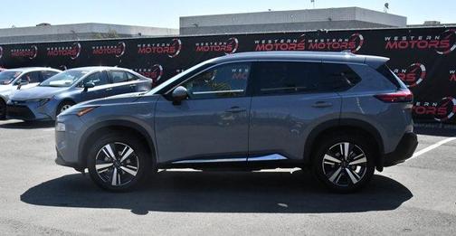 2022 Nissan Rogue SL