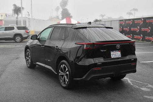 2024 Toyota bZ4X XLE