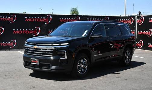 2024 Chevrolet Traverse LT