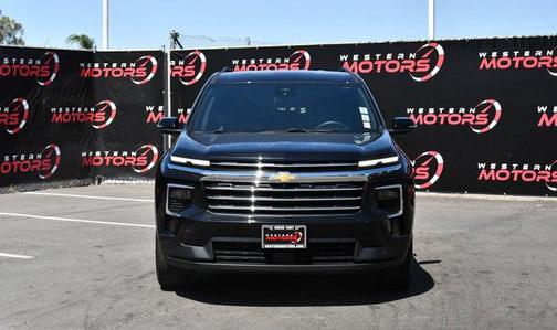 2024 Chevrolet Traverse LT
