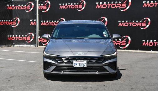 2024 Hyundai ELANTRA SEL