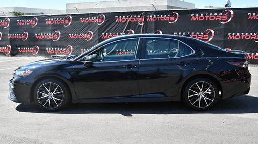 Black 2023 Toyota Camry SE