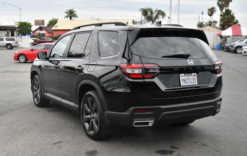 Black 2025 Honda Pilot Sport