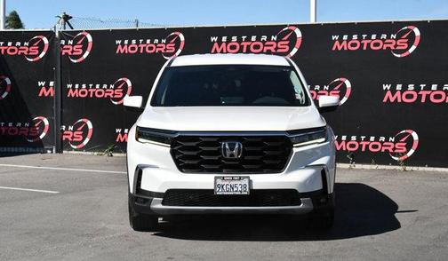 White 2024 Honda Pilot EX-L