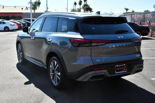 2022 INFINITI QX60 Luxe