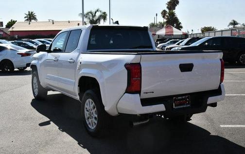 White 2024 Toyota Tacoma SR5