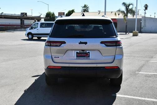 2024 Jeep Grand Cherokee L Laredo