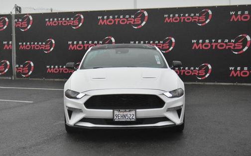 2022 Ford Mustang EcoBoost