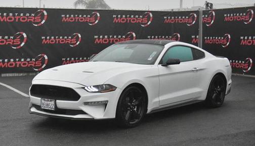 2022 Ford Mustang EcoBoost