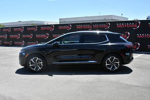 Black 2025 Chevrolet Equinox EV LT2 w/PDE