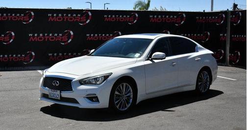 2022 INFINITI Q50 LUXE