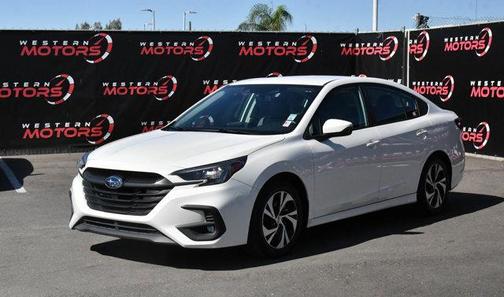 Crystal White Pearl 2024 Subaru Legacy Premium