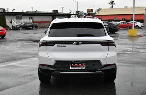 2025 Chevrolet Equinox EV LT