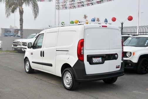 Photo 5 of 35 of 2020 RAM ProMaster City Tradesman