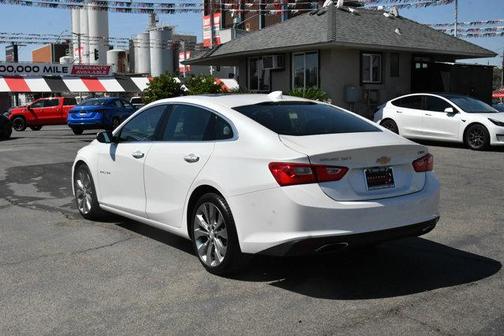 Iridescent Pearl Tricoat 2016 Chevrolet Malibu Premier