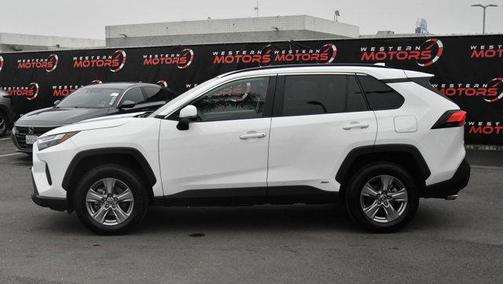 2023 Toyota RAV4 Hybrid LE