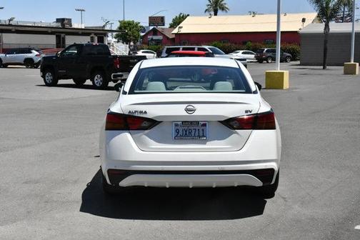 White 2024 Nissan Altima 2.5 SV