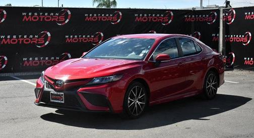2024 Toyota Camry SE