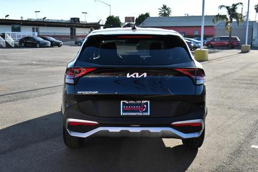 2024 Kia Sportage LX