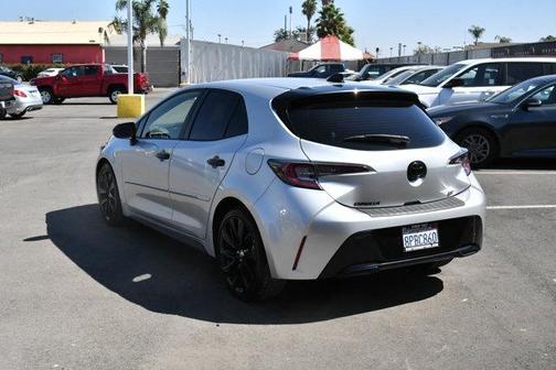 2020 Toyota Corolla Hatchback SE