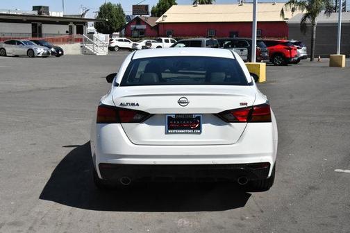 2023 Nissan Altima 2.5 SR