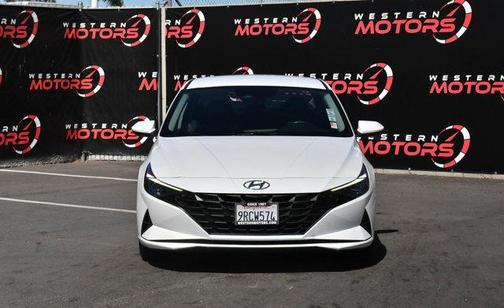 2021 Hyundai ELANTRA SE