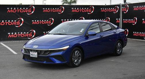 2024 Hyundai ELANTRA SEL