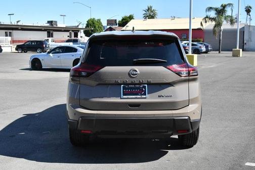 2024 Nissan Rogue SV