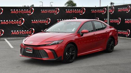 2025 Toyota Camry SE