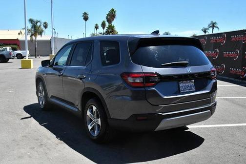 2023 Honda Pilot EX-L 8-Passenger