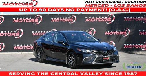 Black 2023 Toyota Camry SE