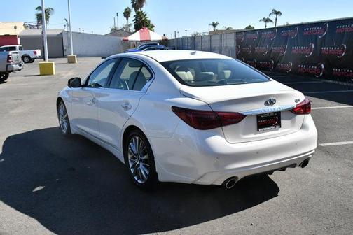 2023 INFINITI Q50 LUXE