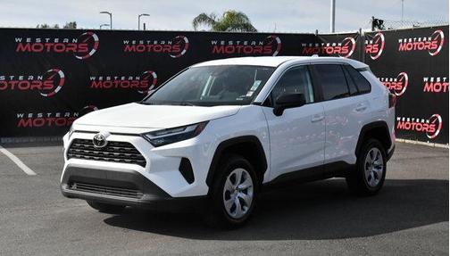 2024 Toyota RAV4 LE