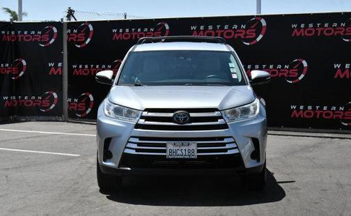 2019 Toyota Highlander LE