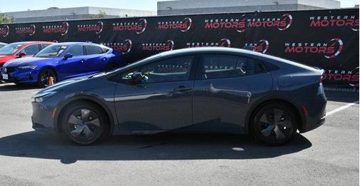 2024 Toyota Prius LE