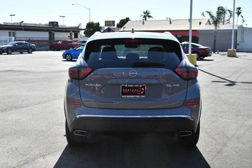 2023 Nissan Murano SL