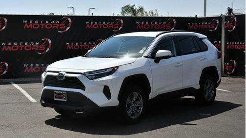 2024 Toyota RAV4 Hybrid XLE