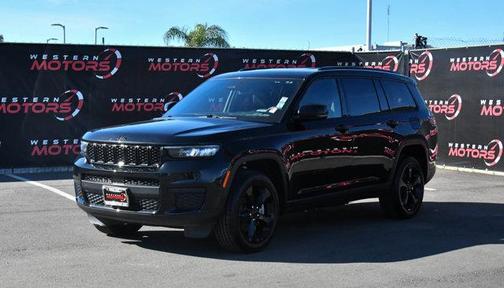 2023 Jeep Grand Cherokee L Laredo