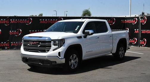 2024 GMC Sierra 1500 SLT