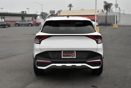 2024 Kia Sportage LX