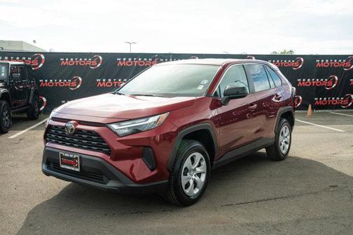 2024 Toyota RAV4 LE